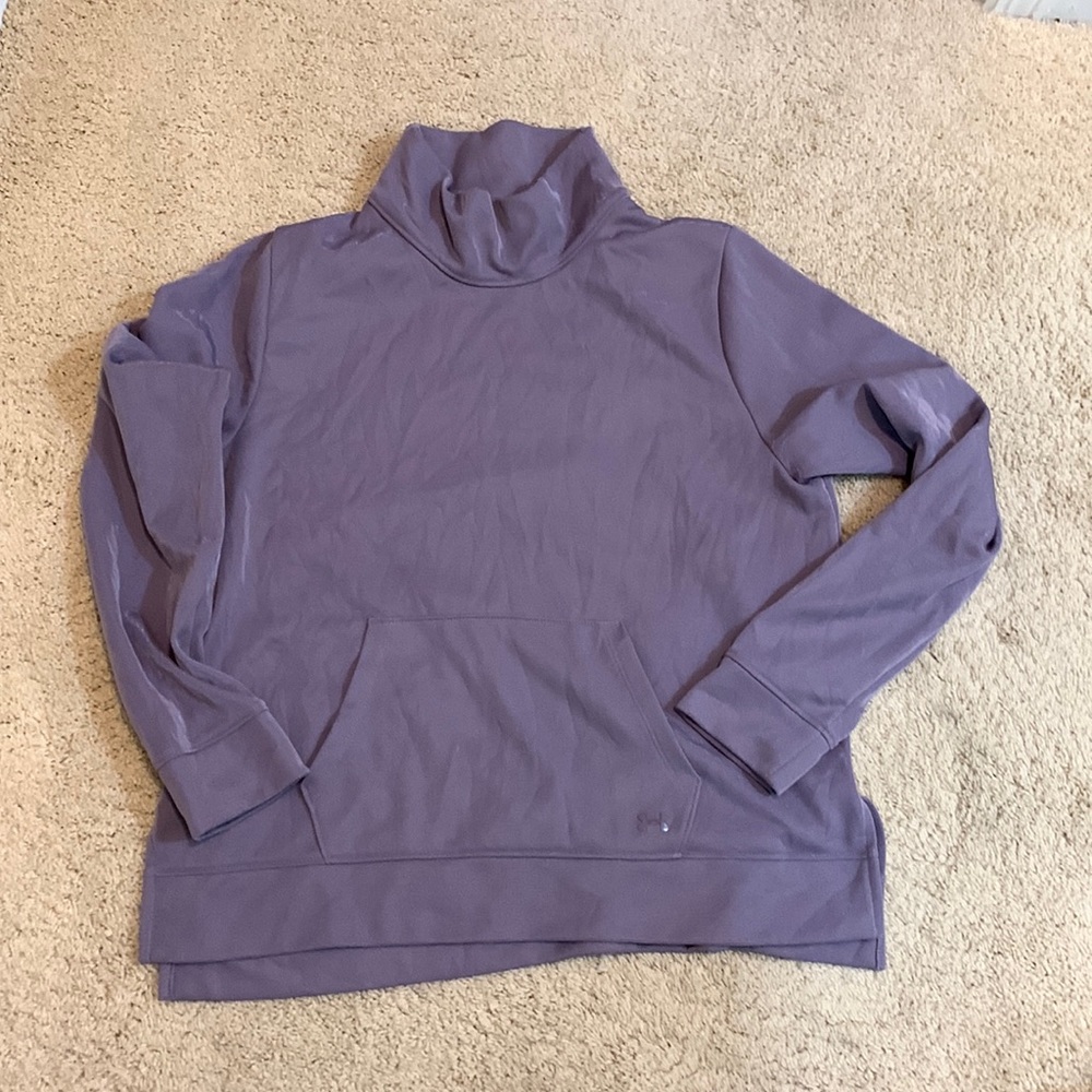 Women’s Under Armour cold gear top